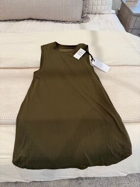 Varley Olive Green Sleeveless Shift Dress